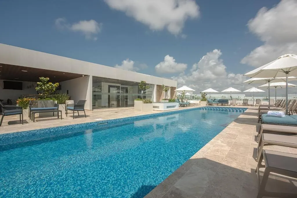 Ipana Condo, Rooftop Pools, Gym, Walk To Beach Playa del Carmen