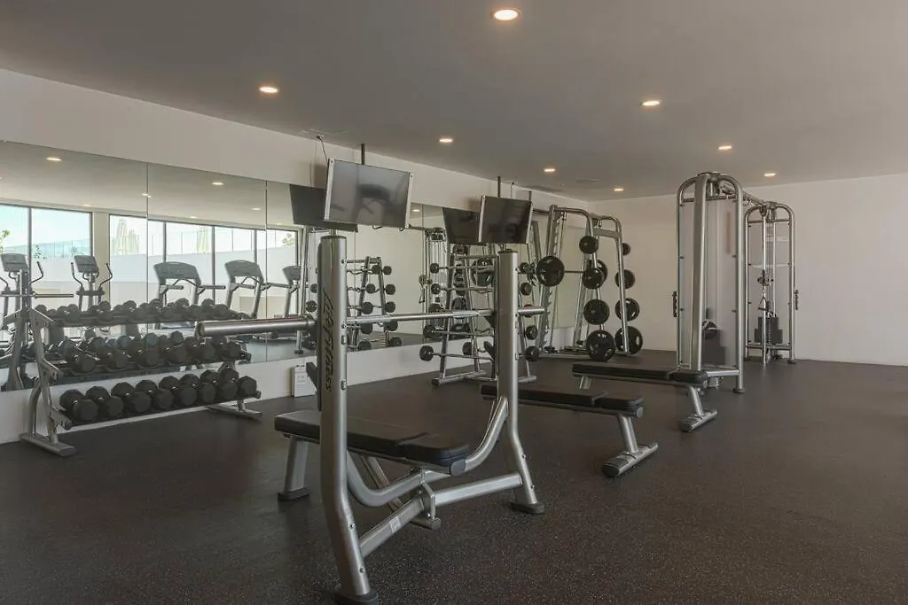 Apartment Ipana Condo, Rooftop Pools, Gym, Walk To Beach Playa del Carmen