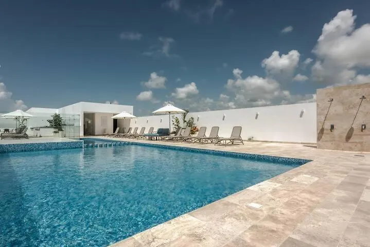 Ipana Condo, Rooftop Pools, Gym, Walk To Beach Playa del Carmen 0*,  Mexico