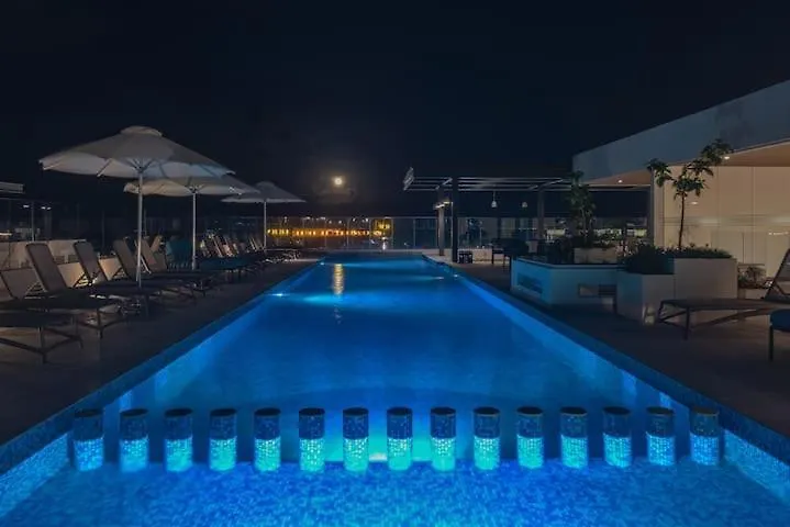 Apartment Ipana Condo, Rooftop Pools, Gym, Walk To Beach Playa del Carmen Mexico