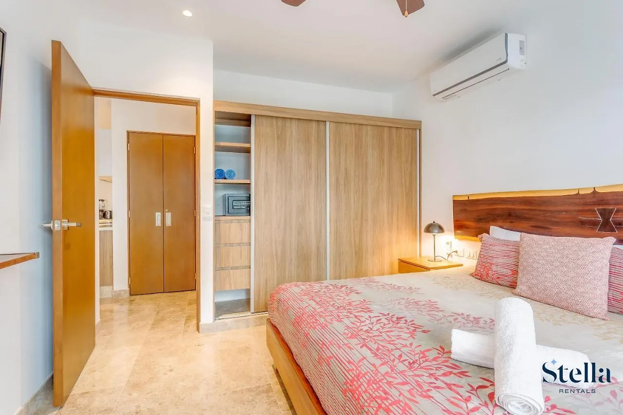 Apartment Ipana Condo, Rooftop Pools, Gym, Walk To Beach Playa del Carmen
