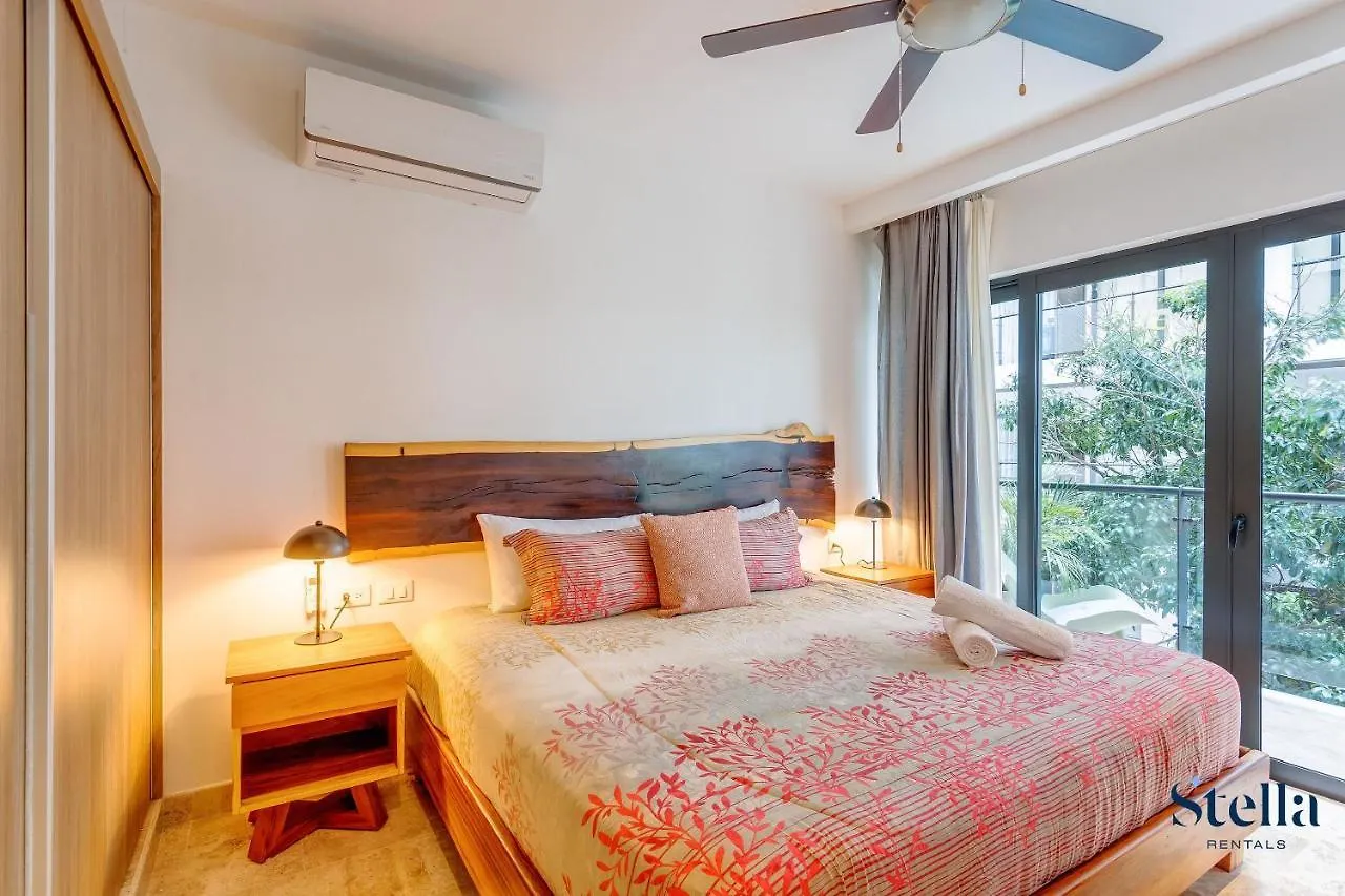 Apartment Ipana Condo, Rooftop Pools, Gym, Walk To Beach Playa del Carmen