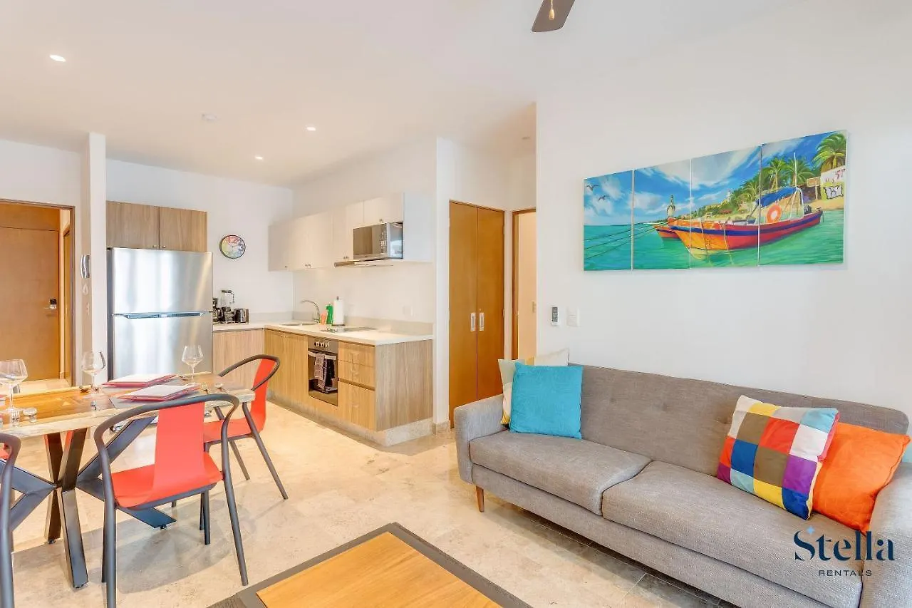 Ipana Condo, Rooftop Pools, Gym, Walk To Beach Playa del Carmen Apartment