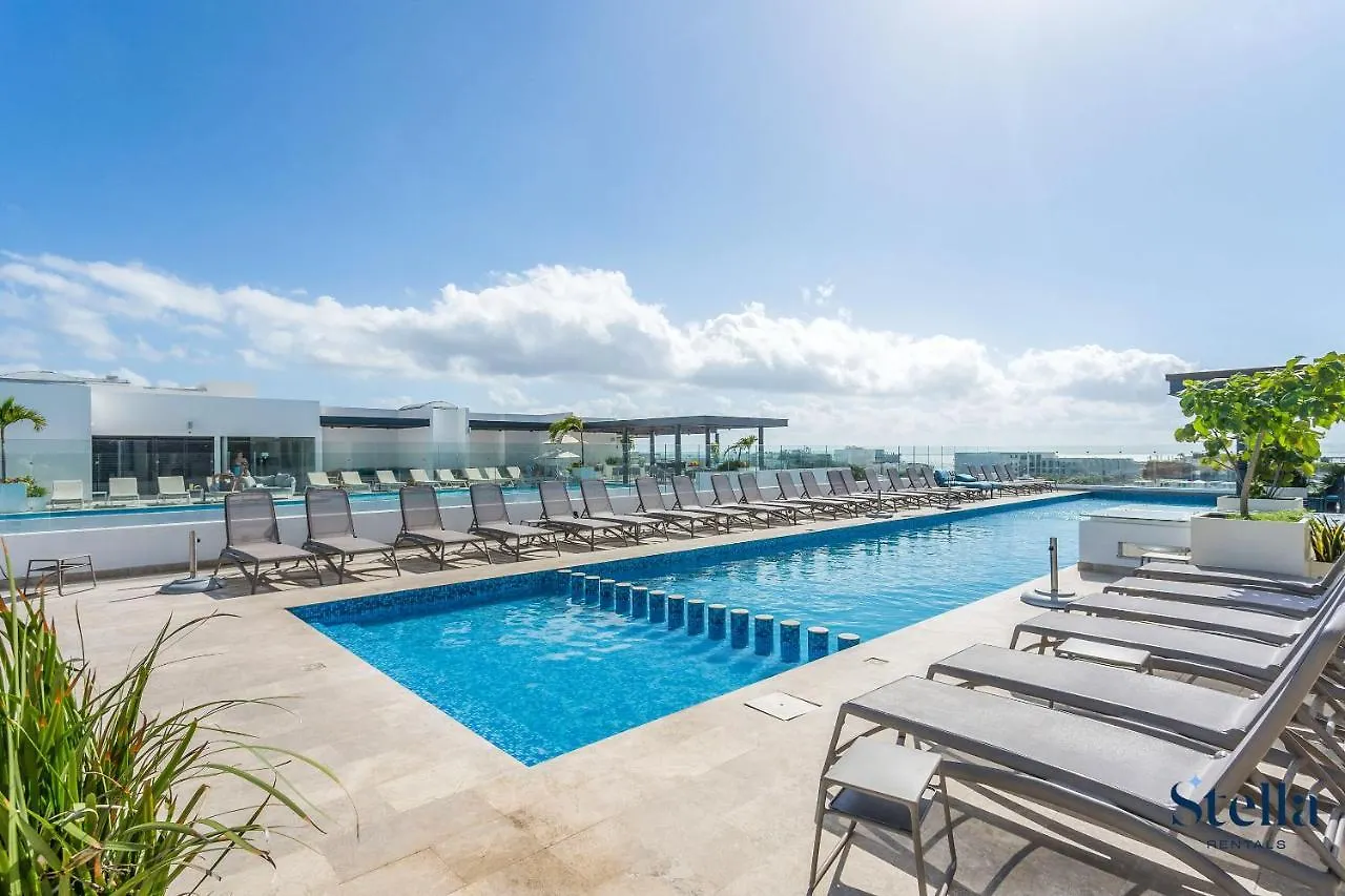 Apartment Ipana Condo, Rooftop Pools, Gym, Walk To Beach Playa del Carmen