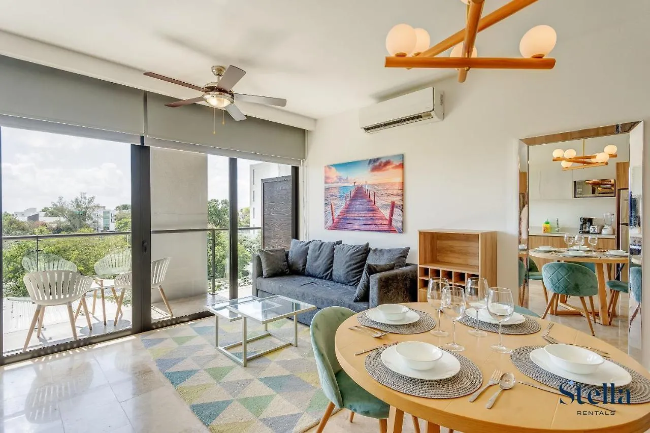 Ipana Condo, Rooftop Pools, Gym, Walk To Beach Playa del Carmen Apartment