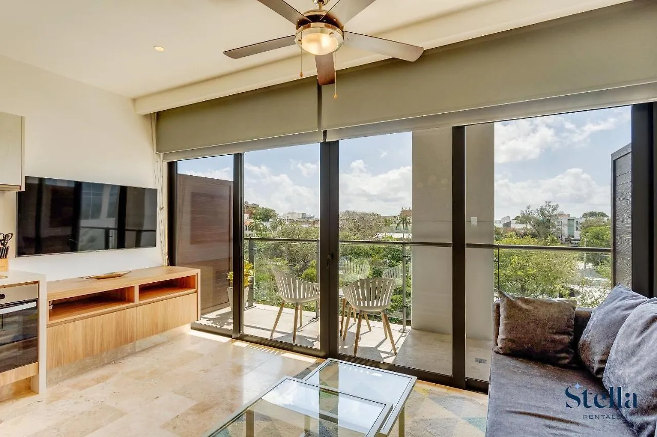 Ipana Condo, Rooftop Pools, Gym, Walk To Beach Playa del Carmen