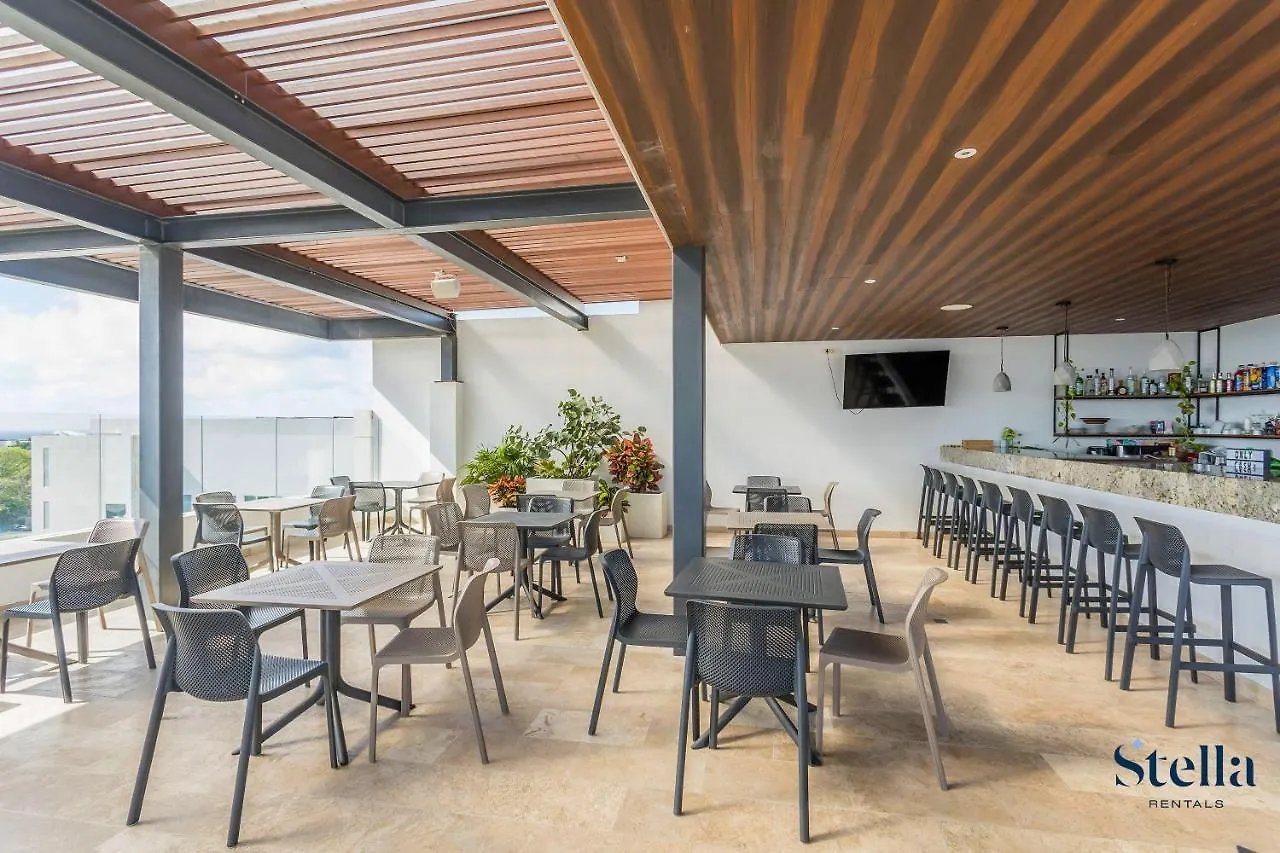 Ipana Condo, Rooftop Pools, Gym, Walk To Beach Playa del Carmen Mexico