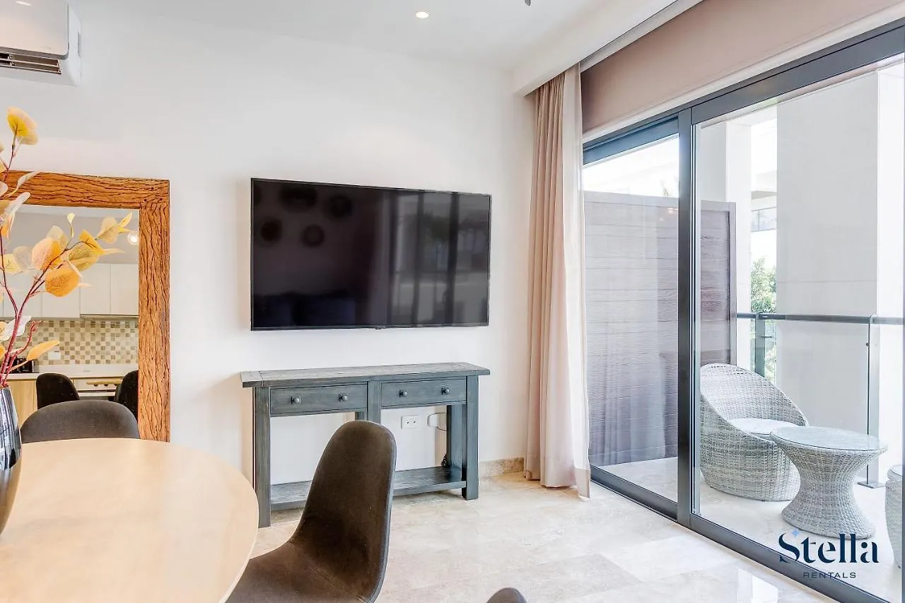 Apartment Ipana Condo, Rooftop Pools, Gym, Walk To Beach Playa del Carmen Mexico