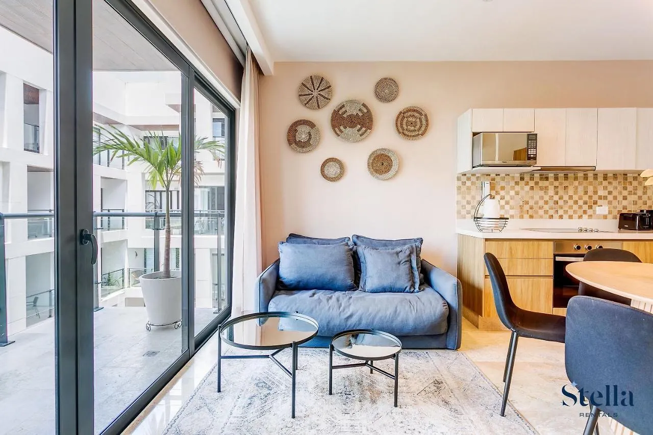 Ipana Condo, Rooftop Pools, Gym, Walk To Beach Playa del Carmen Apartment